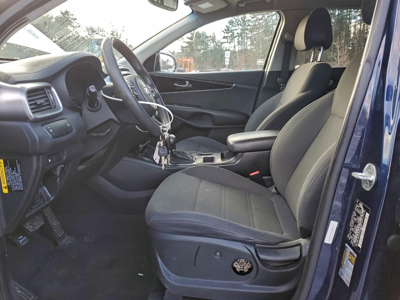 2016 KIA SORENTO LX photo 7