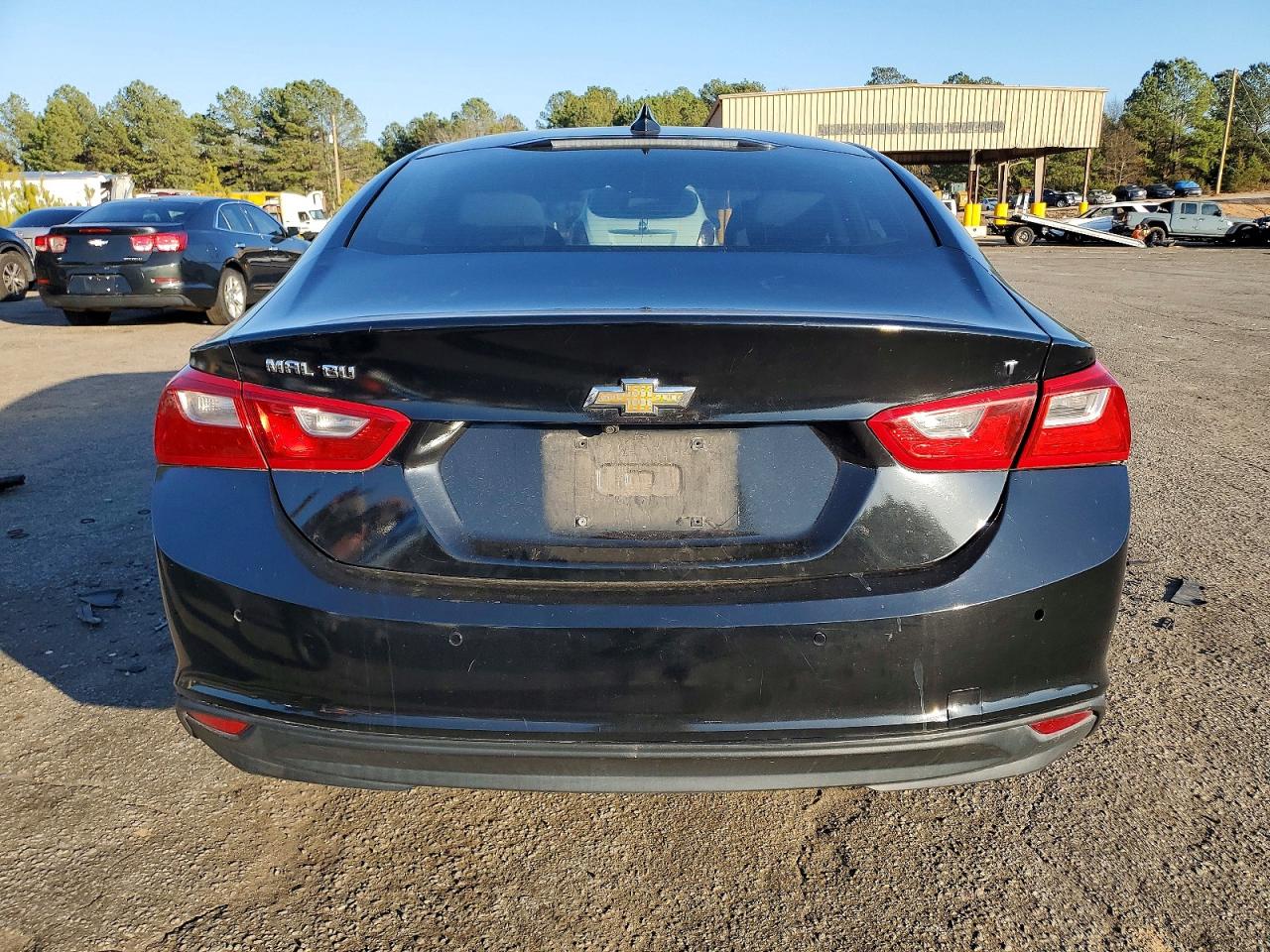 2017 CHEVROLET MALIBU LT photo 6