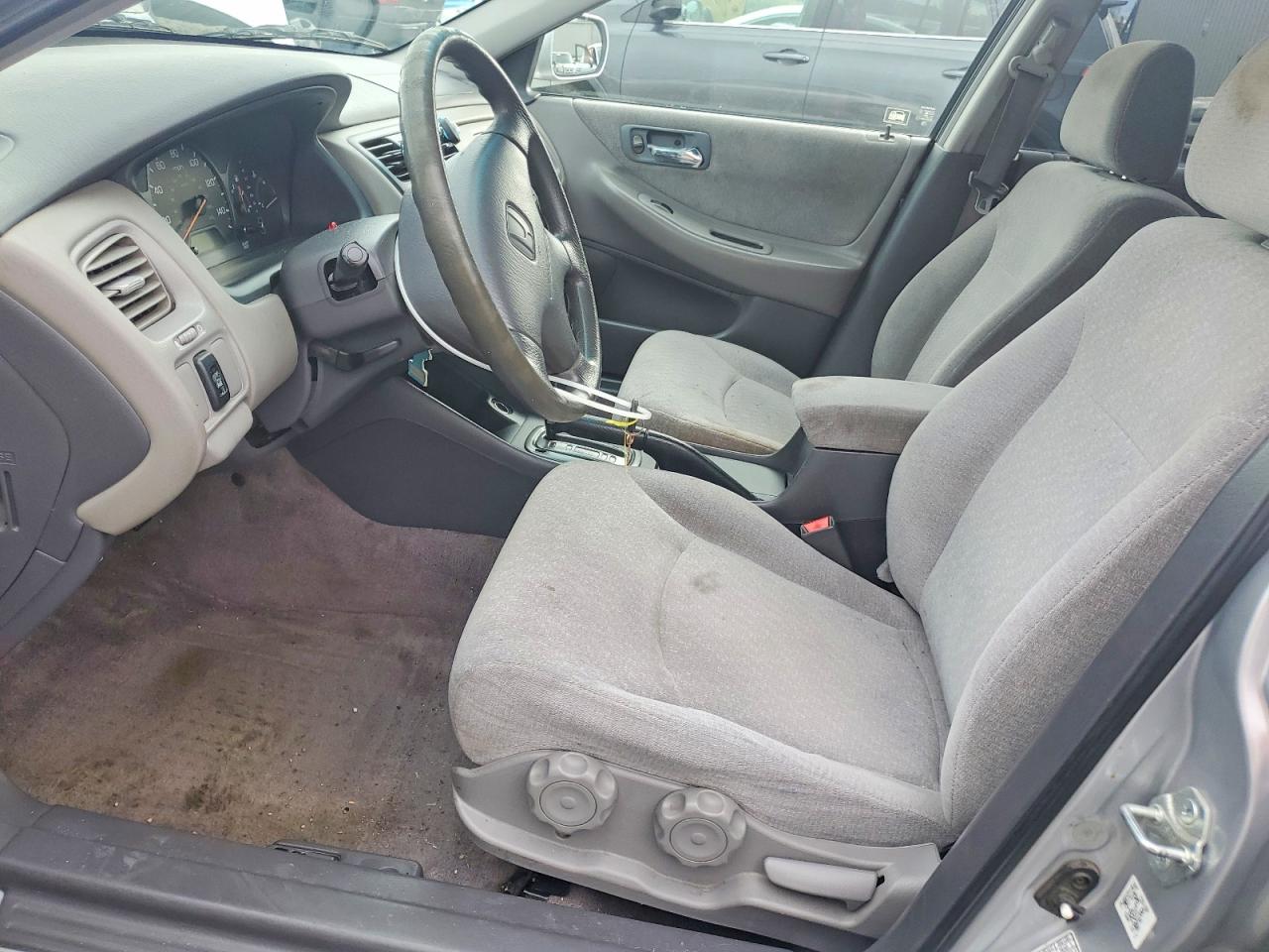 2002 HONDA ACCORD LX photo 7