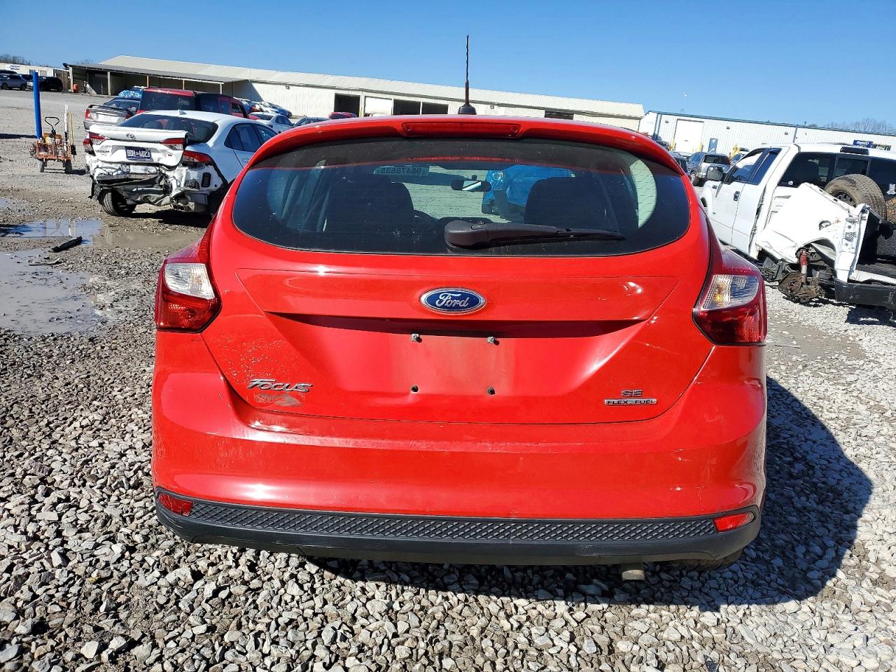 2014 FORD FOCUS SE photo 11