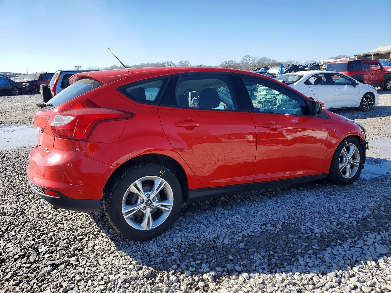 2014 FORD FOCUS SE photo 5