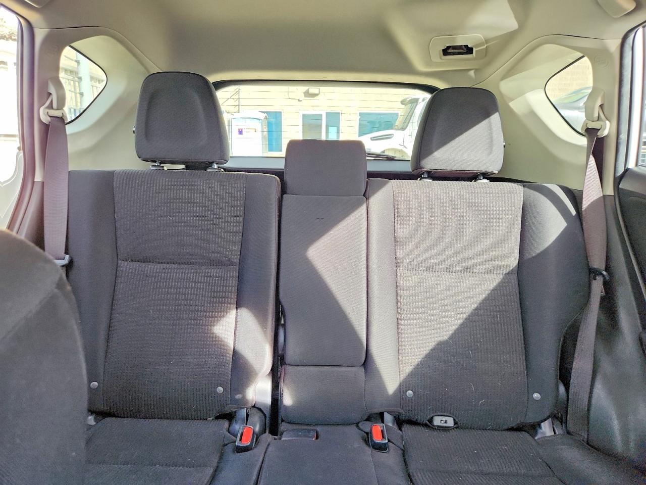 2016 TOYOTA RAV4 LE photo 10