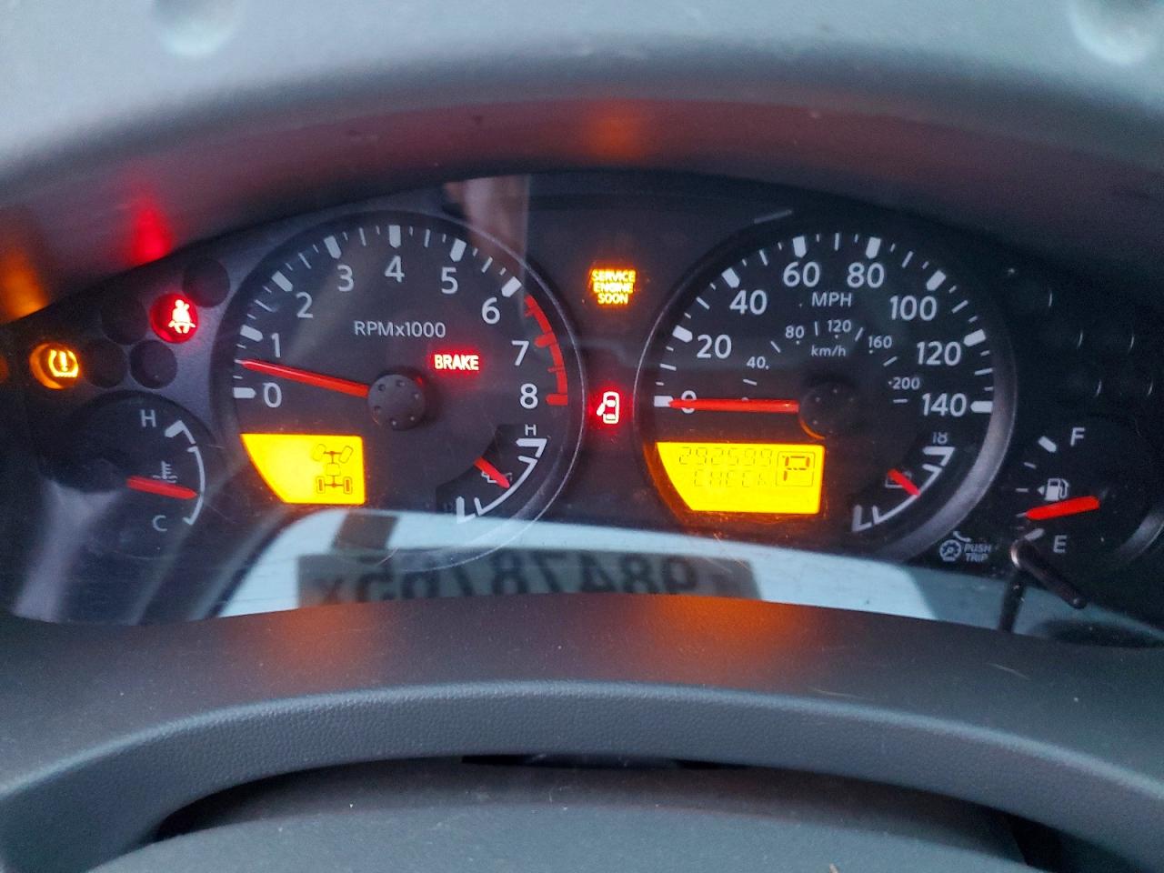 2011 NISSAN FRONTIER S photo 9