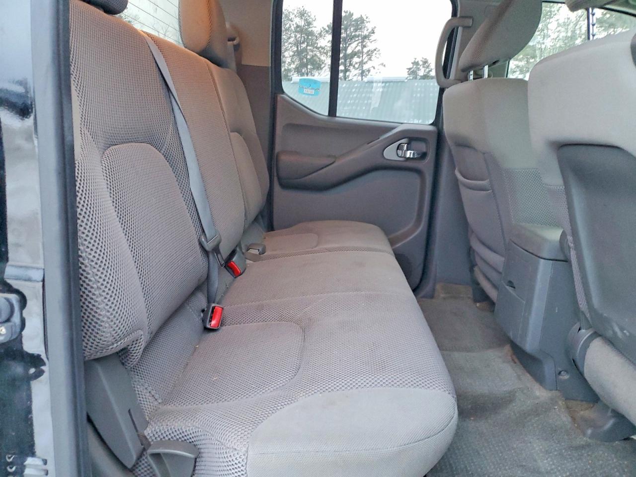 2011 NISSAN FRONTIER S photo 10