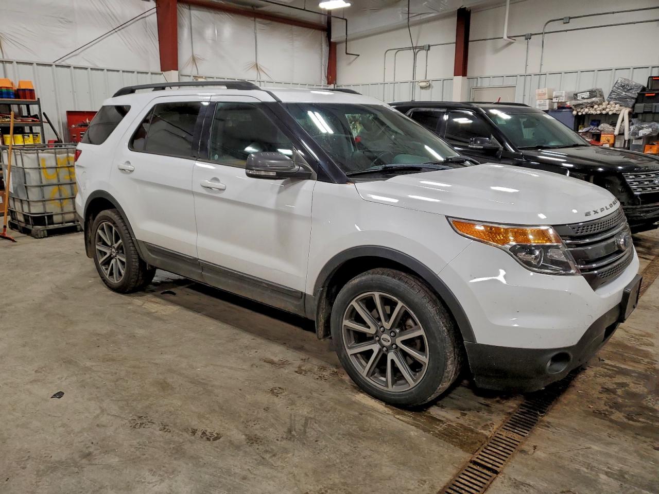 2015 FORD EXPLORER XLT photo 7