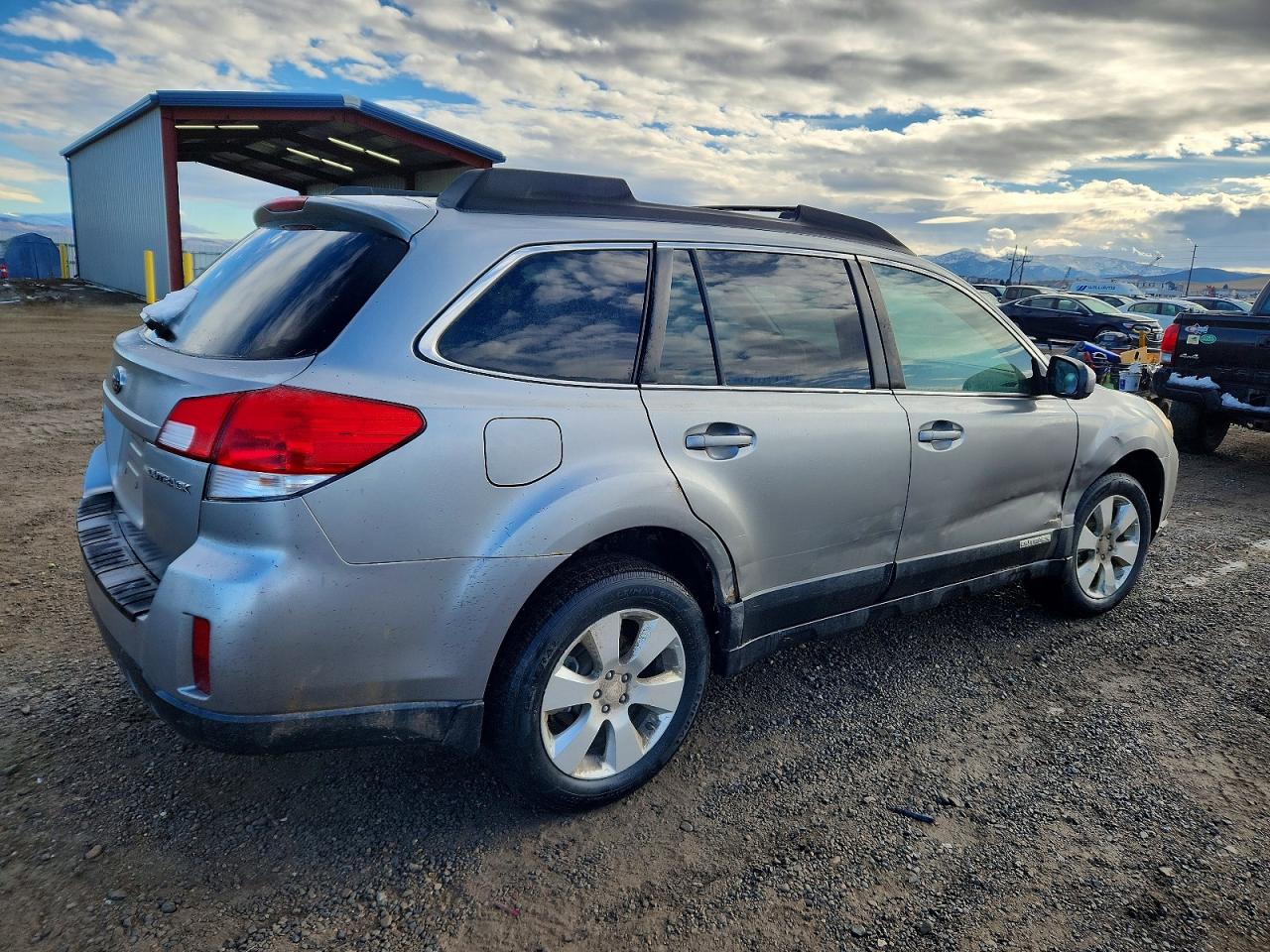 2011 SUBARU OUTBACK 2.5I PREMIUM photo 5