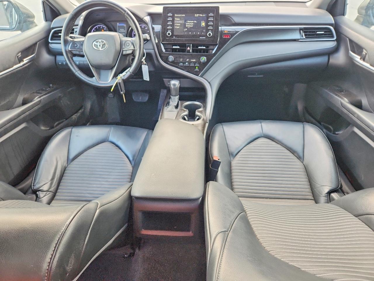 2021 TOYOTA CAMRY SE photo 15