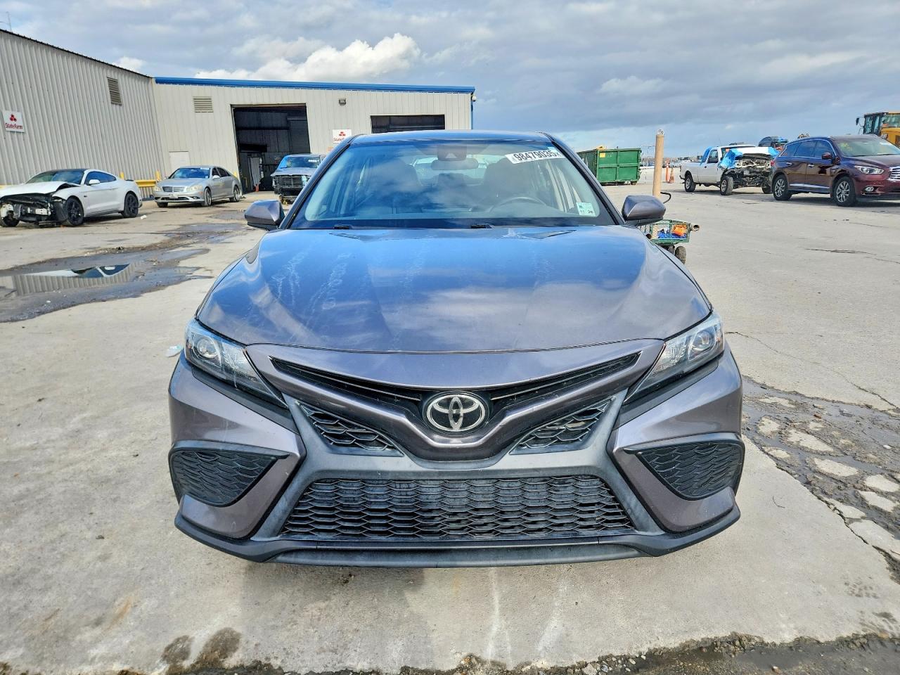 2021 TOYOTA CAMRY SE photo 9