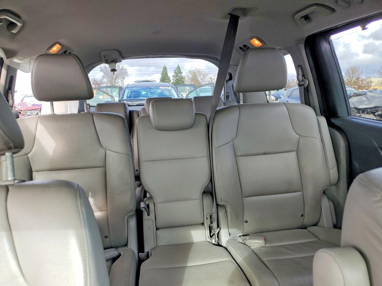 2016 HONDA ODYSSEY EXL photo 10