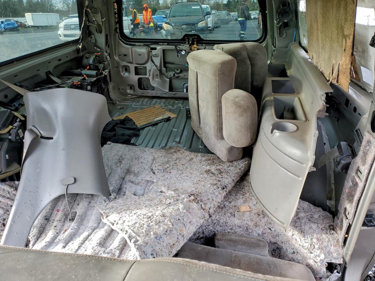 2002 CHEVROLET SUBURBAN K1500 photo 10