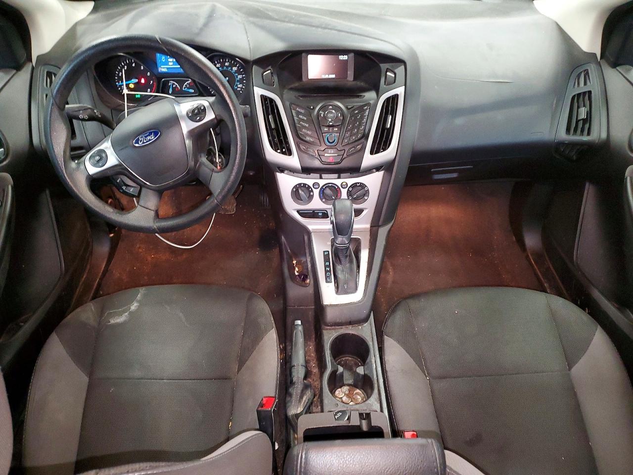 2014 FORD FOCUS SE photo 8