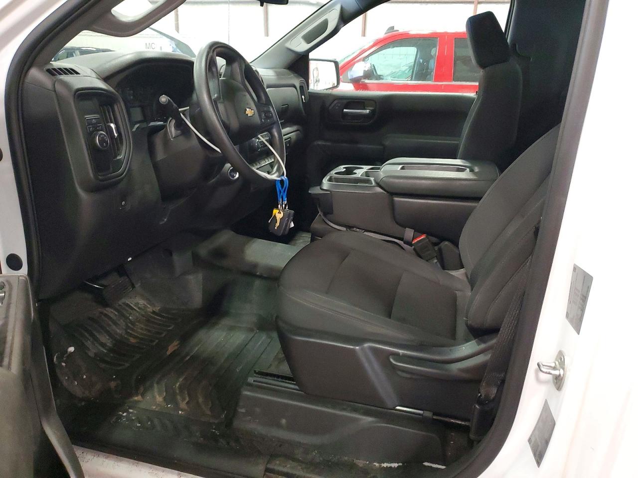 2025 CHEVROLET SILVERADO C1500 photo 7