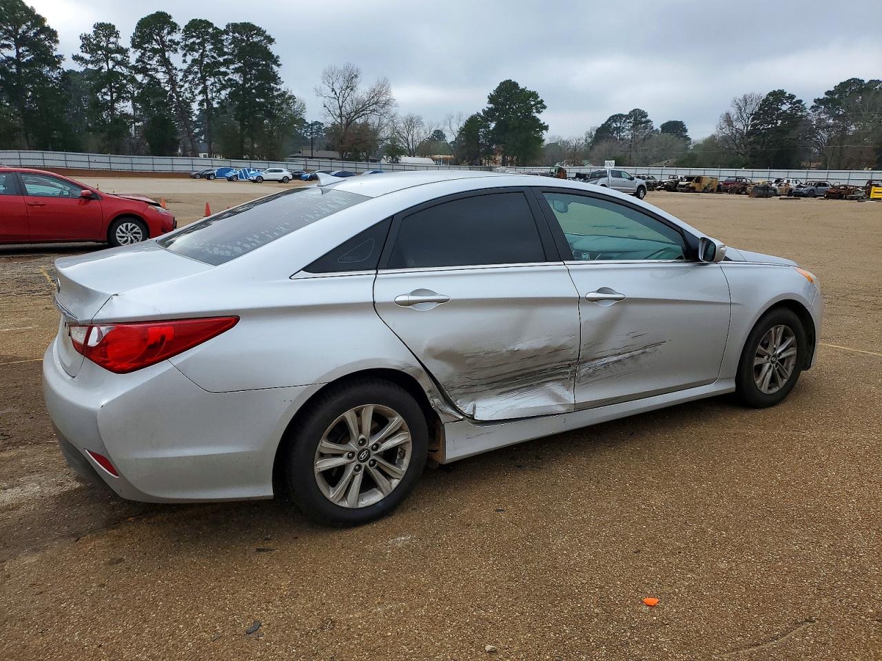 2014 HYUNDAI SONATA GLS photo 3