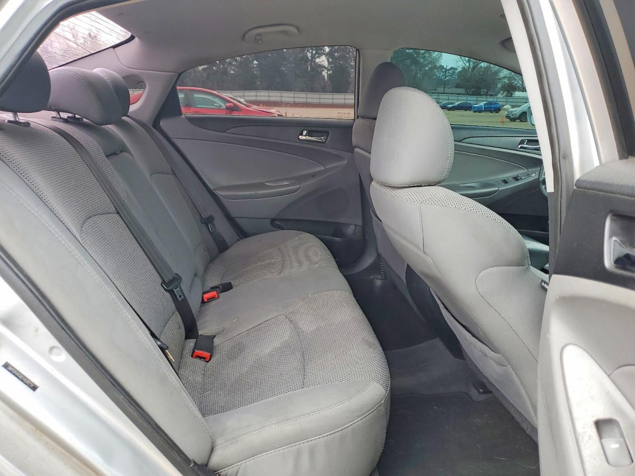 2014 HYUNDAI SONATA GLS photo 10