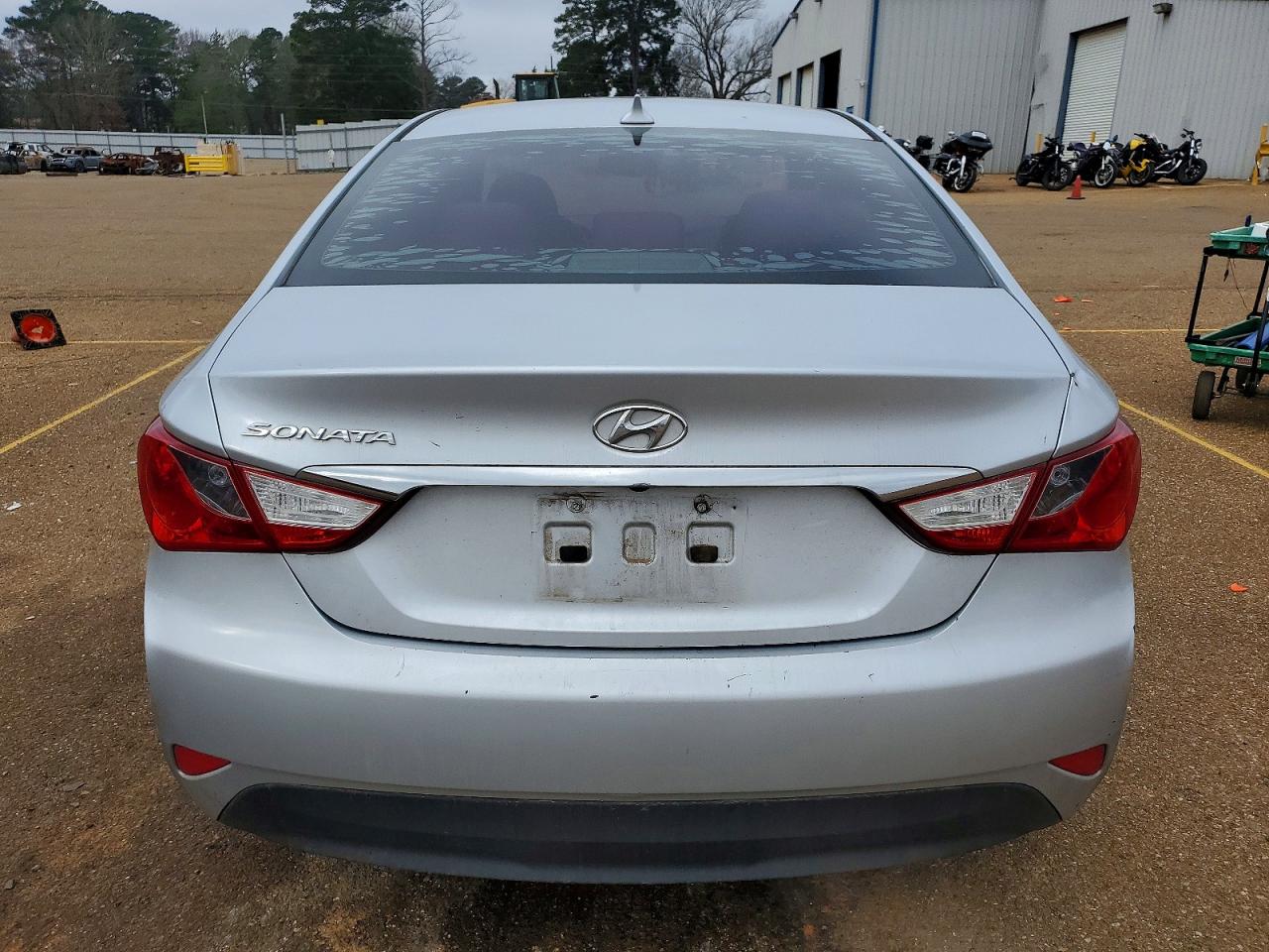 2014 HYUNDAI SONATA GLS photo 6