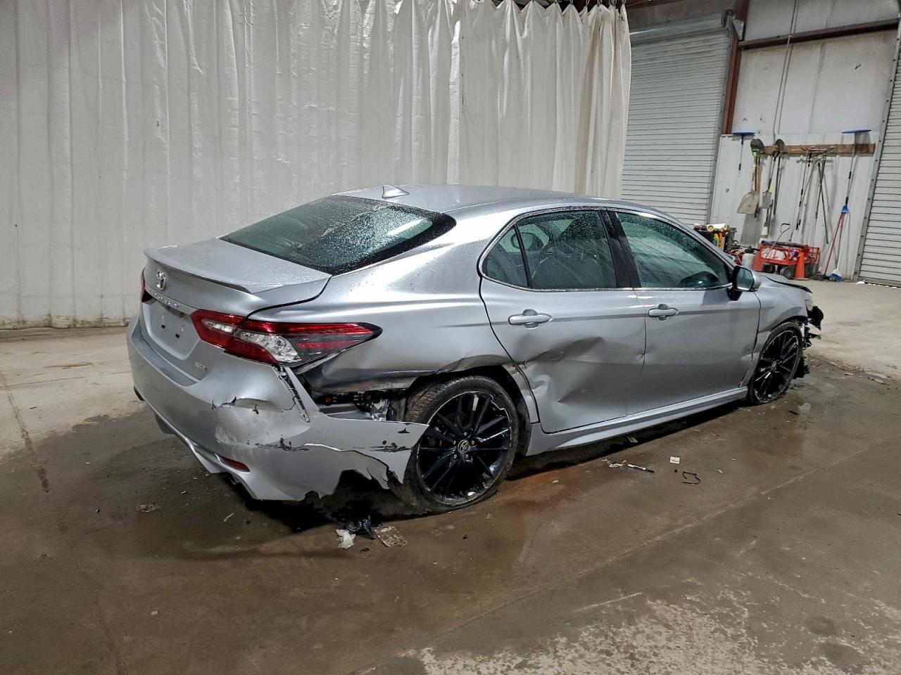 2024 TOYOTA CAMRY XSE photo 3