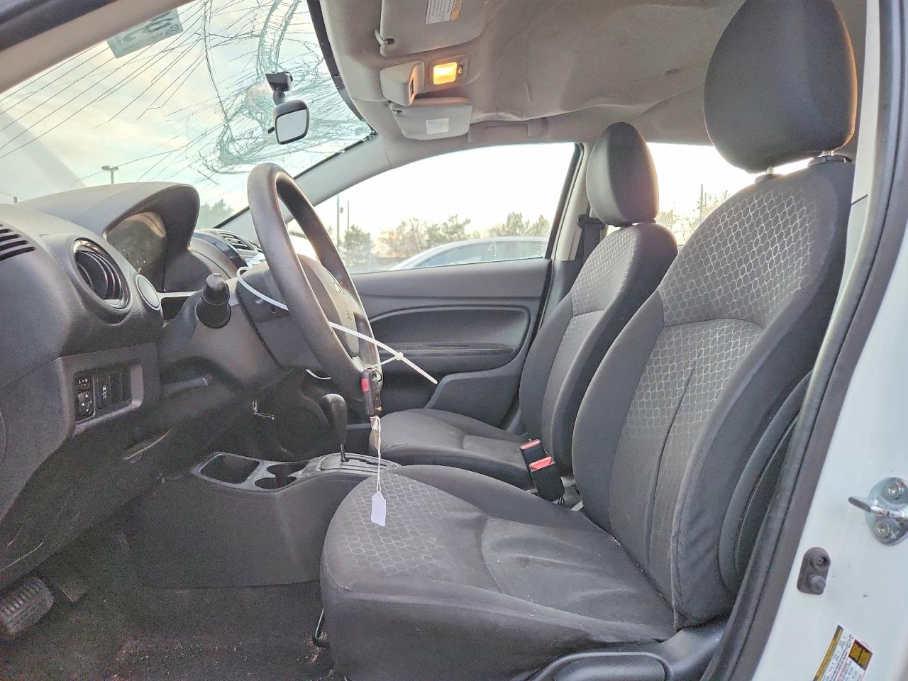 2015 MITSUBISHI MIRAGE DE photo 13