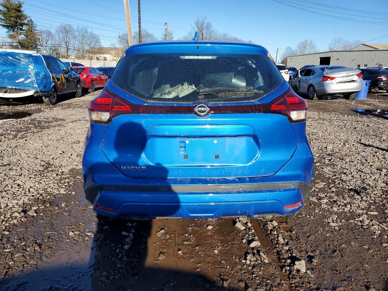2022 NISSAN KICKS S photo 6