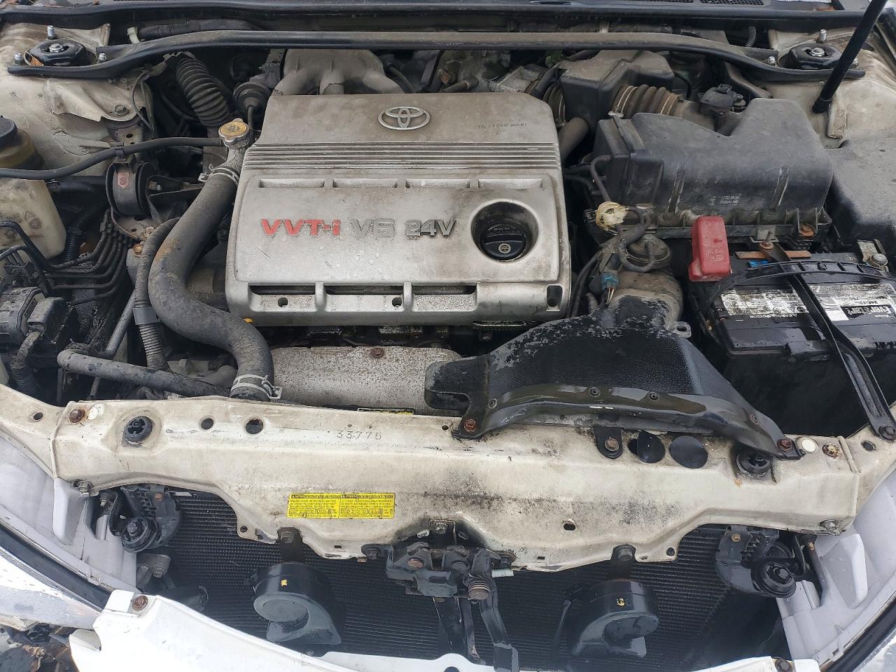 2003 TOYOTA CAMRY photo 11