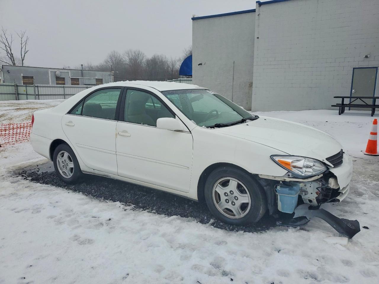 2003 TOYOTA CAMRY photo 4