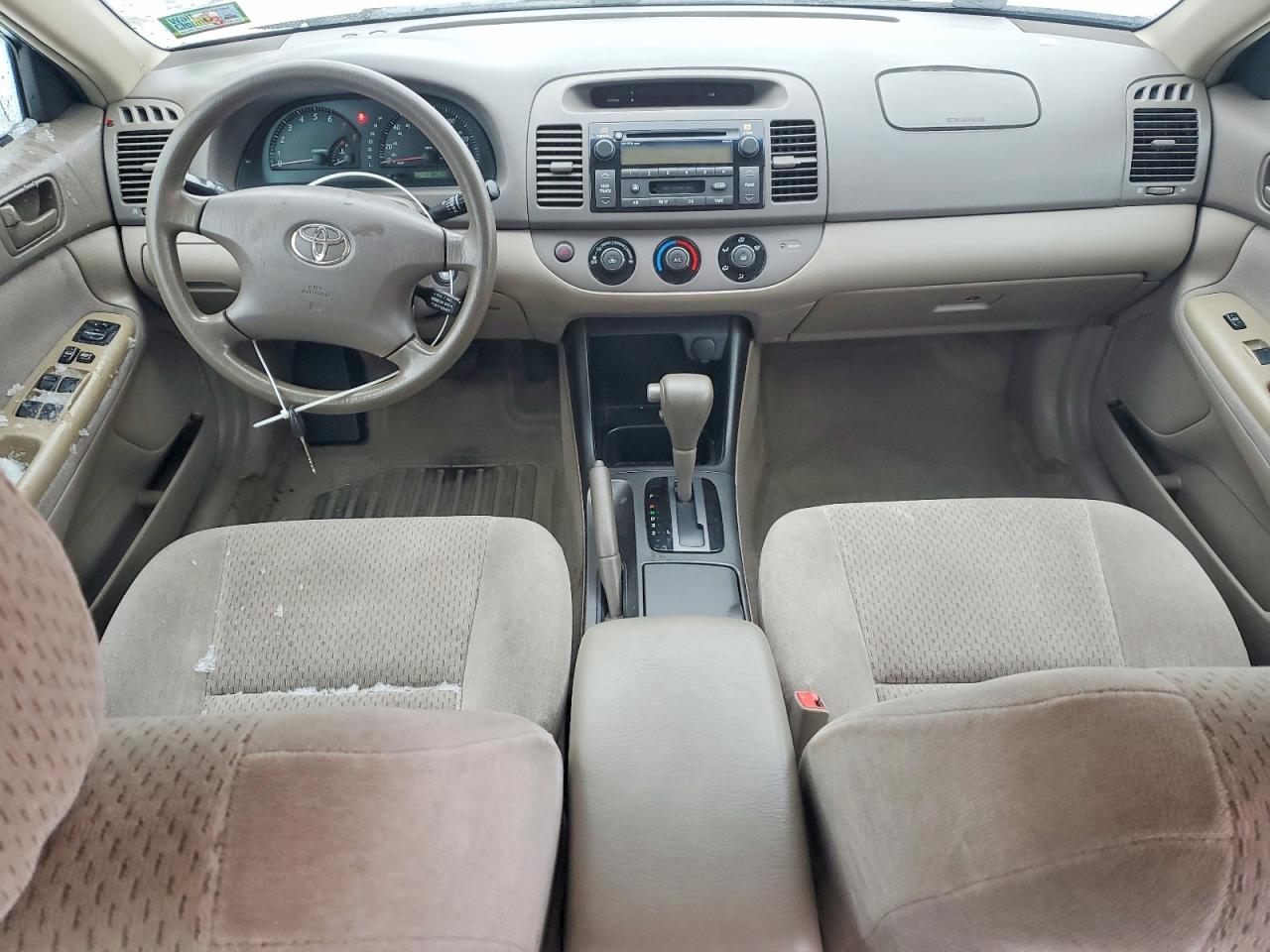 2003 TOYOTA CAMRY photo 8