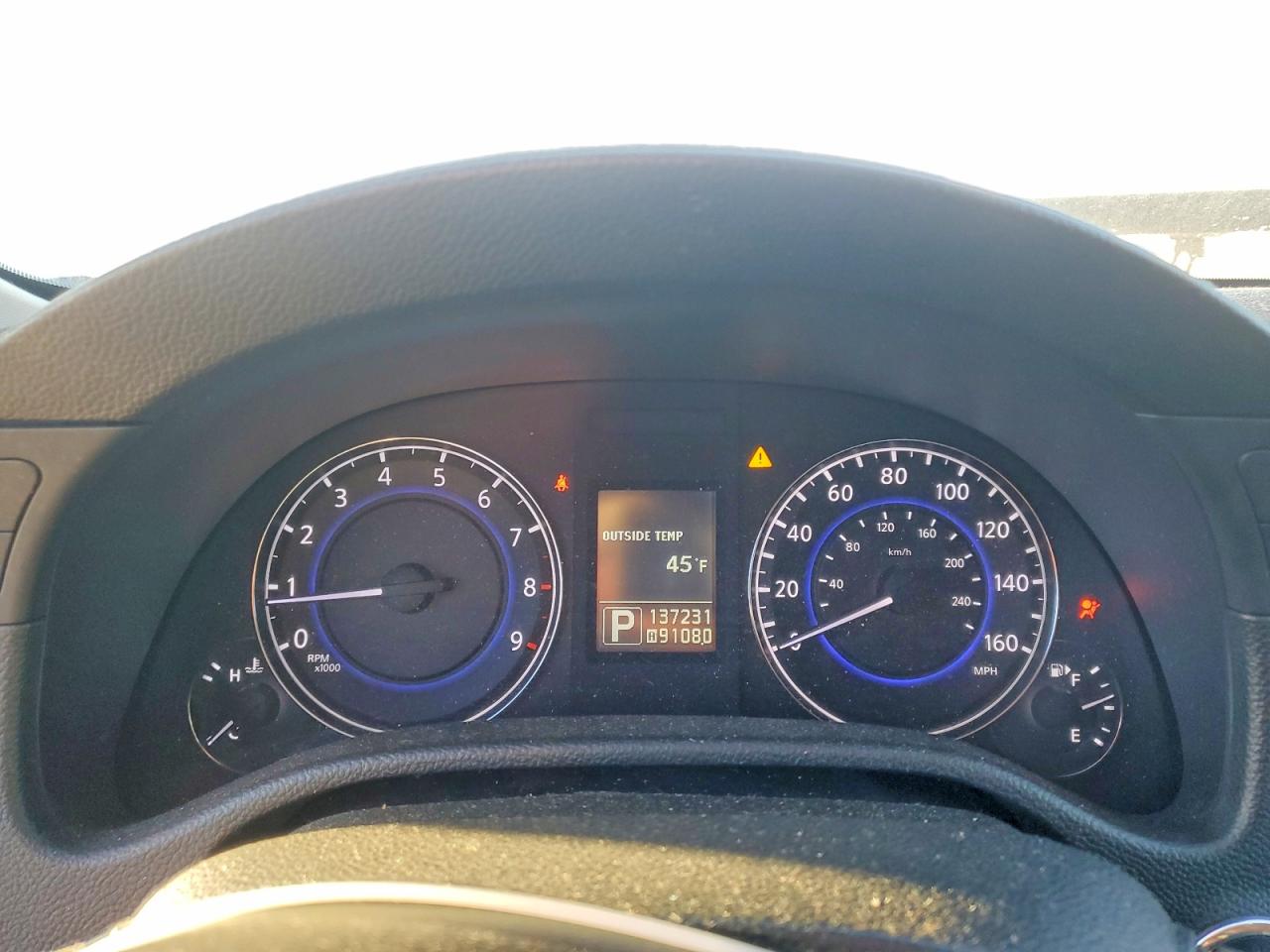2011 INFINITI G37 BASE photo 9