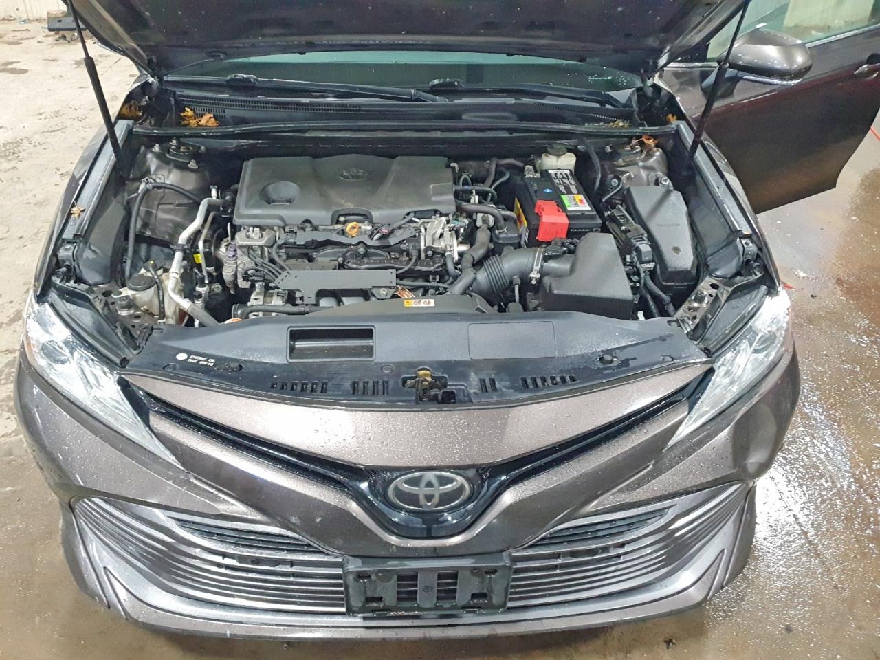 2018 TOYOTA CAMRY L photo 11