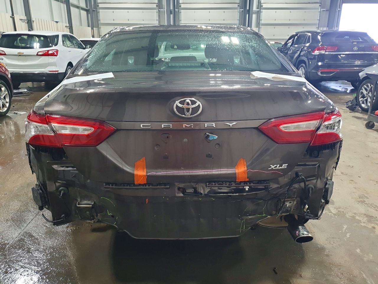 2018 TOYOTA CAMRY L photo 6