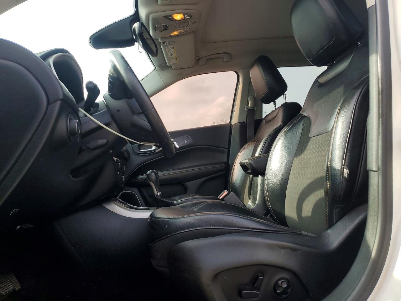2017 JEEP COMPASS LATITUDE photo 7
