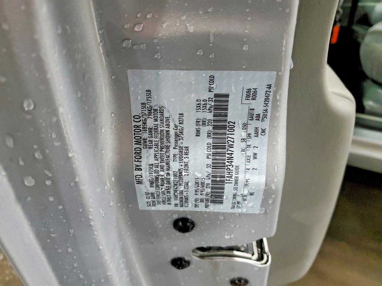 2007 FORD FOCUS ZX4 photo 12