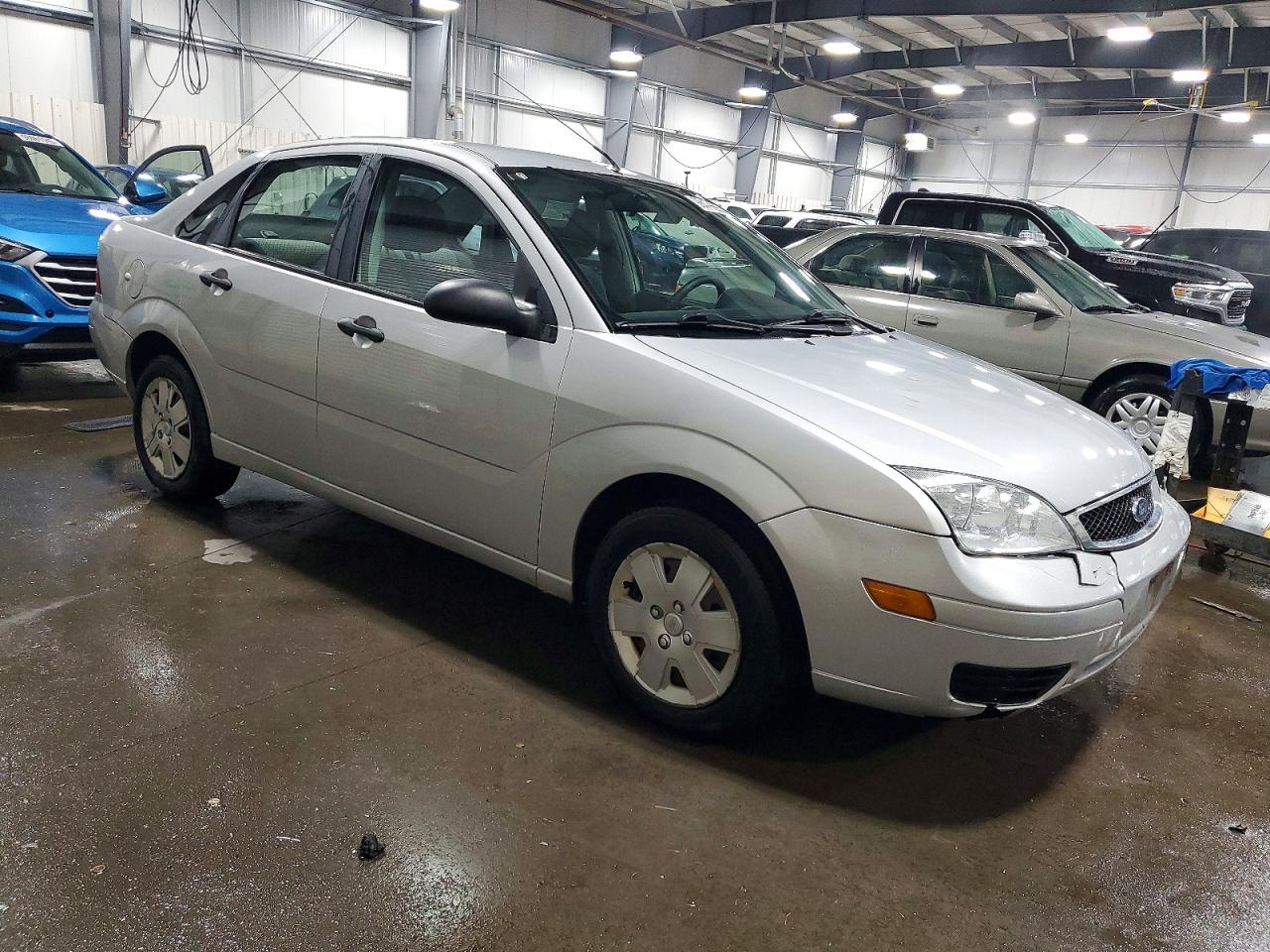 2007 FORD FOCUS ZX4 photo 4