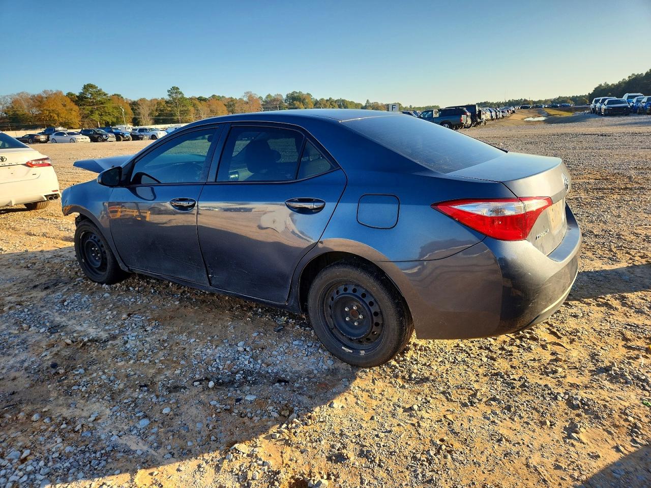 2015 TOYOTA COROLLA L photo 2
