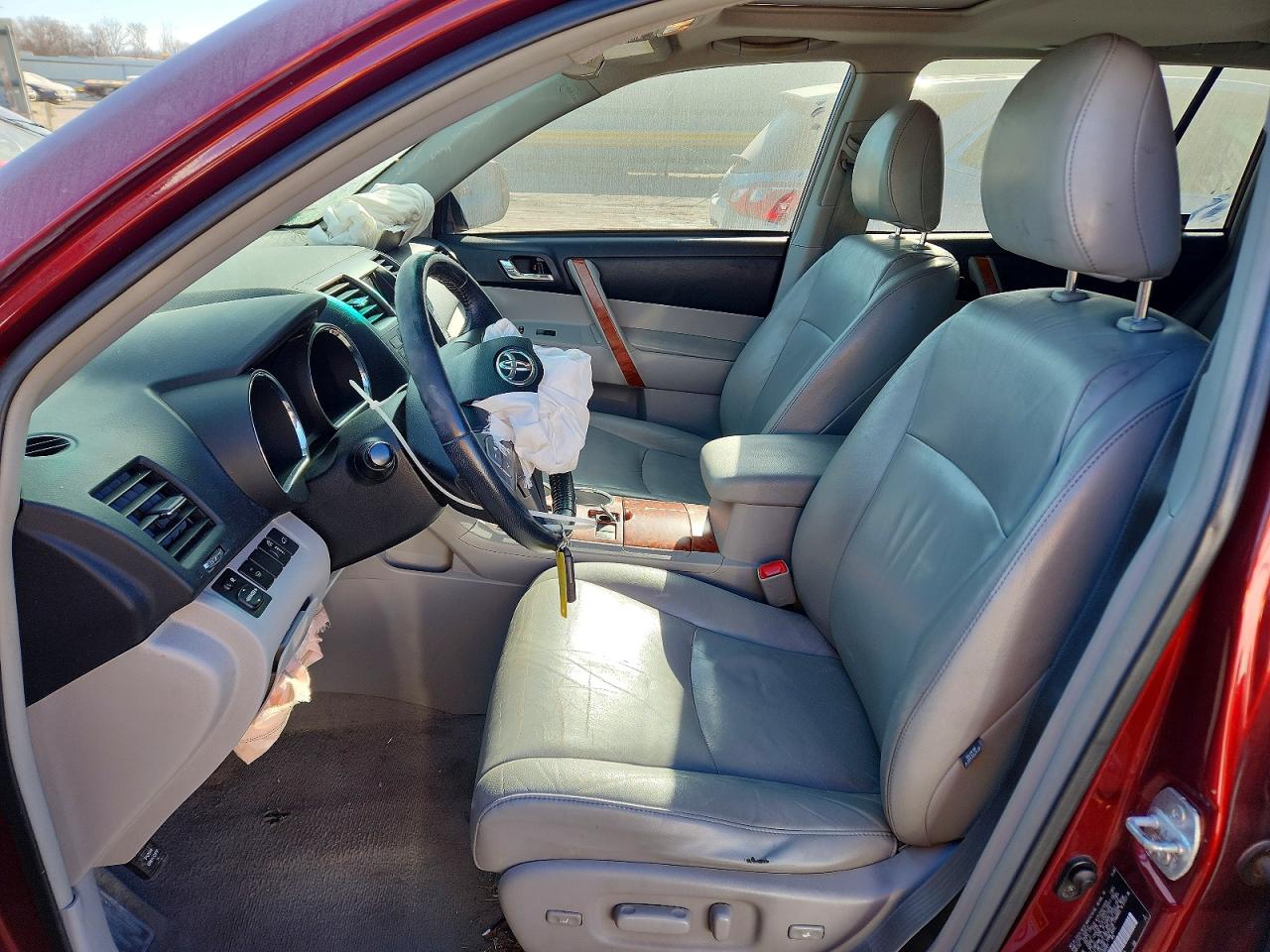 2010 TOYOTA HIGHLANDER LIMITED photo 19