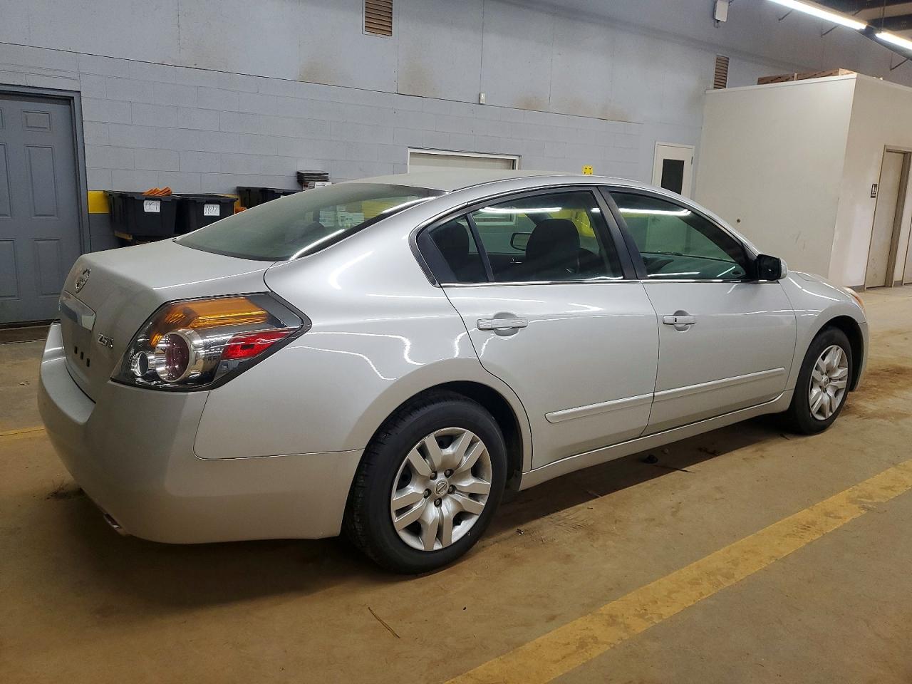 2011 NISSAN ALTIMA BASE photo 7
