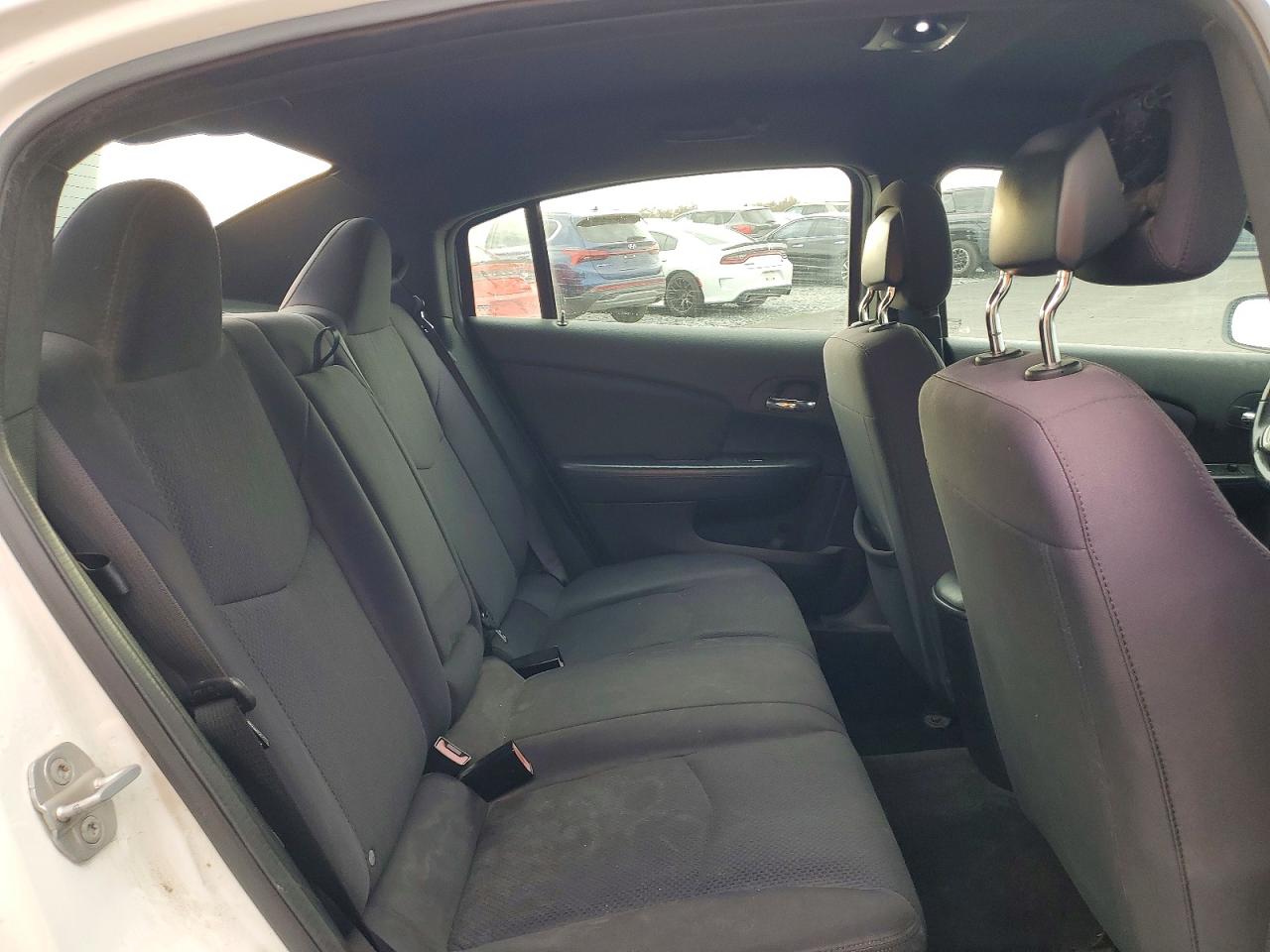 2013 CHRYSLER 200 TOURING photo 10