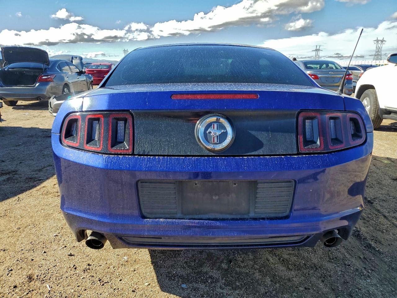 2013 FORD MUSTANG photo 6