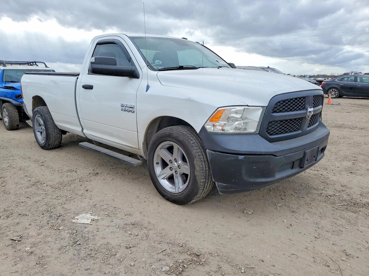 2013 RAM 1500 ST photo 7