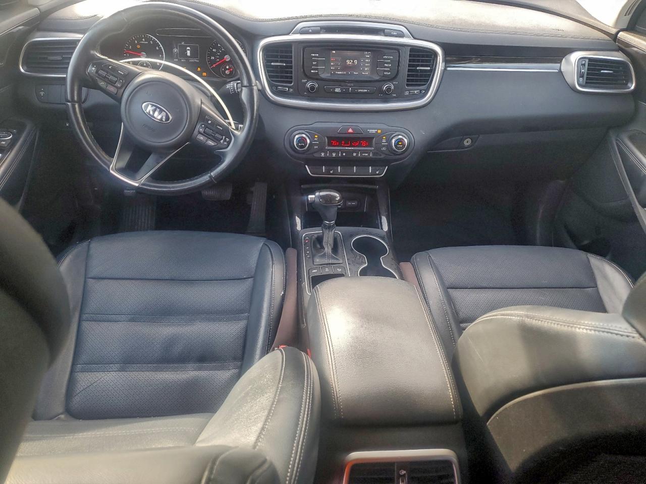 2016 KIA SORENTO EX photo 8