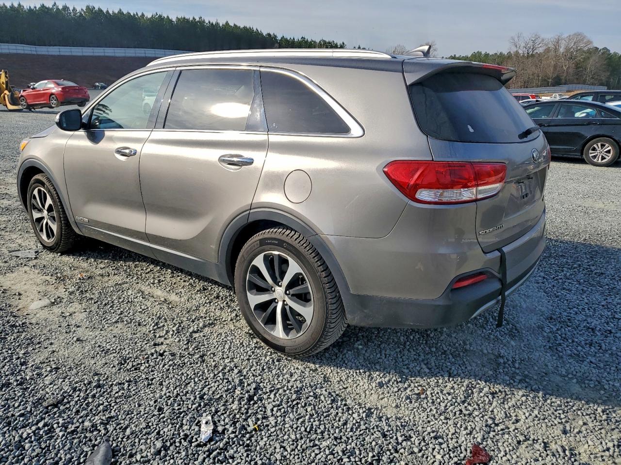 2016 KIA SORENTO EX photo 2