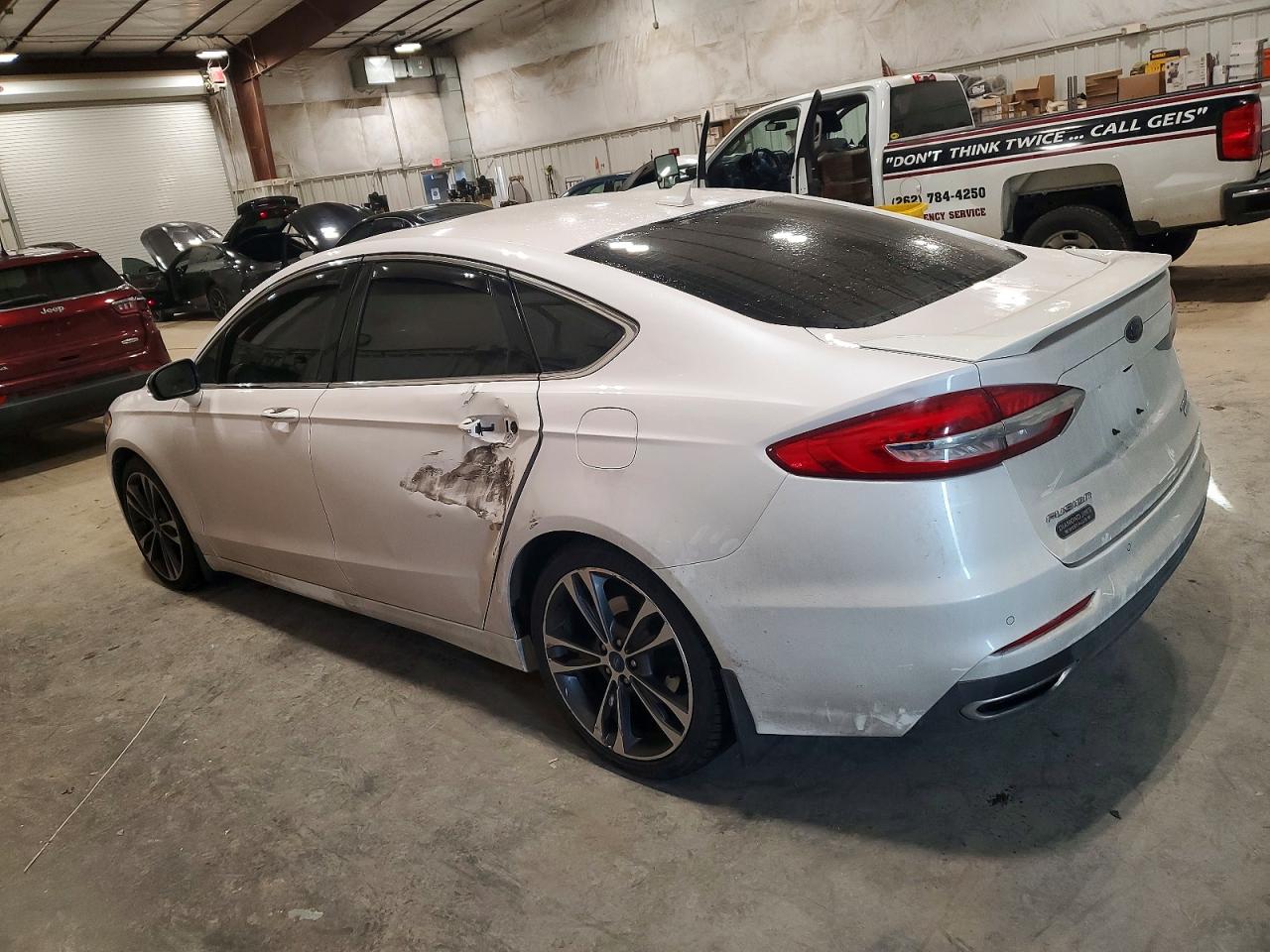 2019 FORD FUSION TITANIUM photo 3