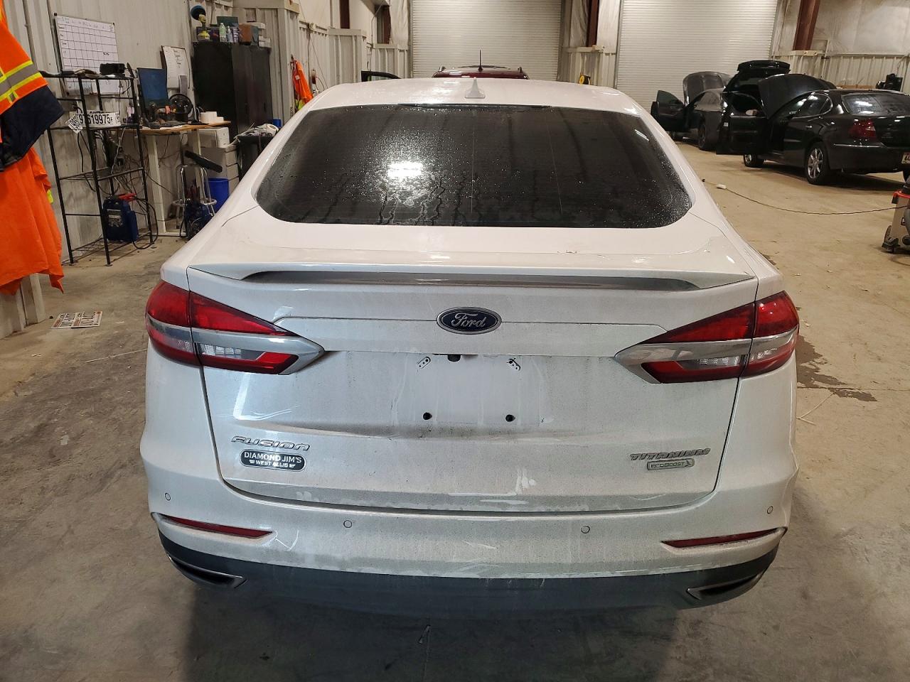2019 FORD FUSION TITANIUM photo 11