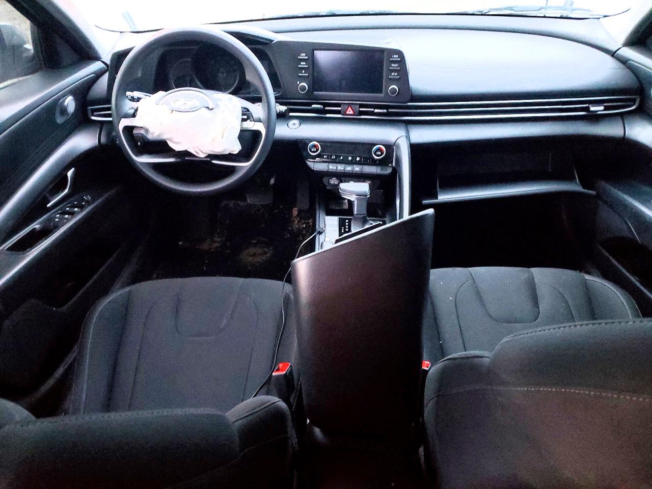 2021 HYUNDAI ELANTRA SEL photo 8