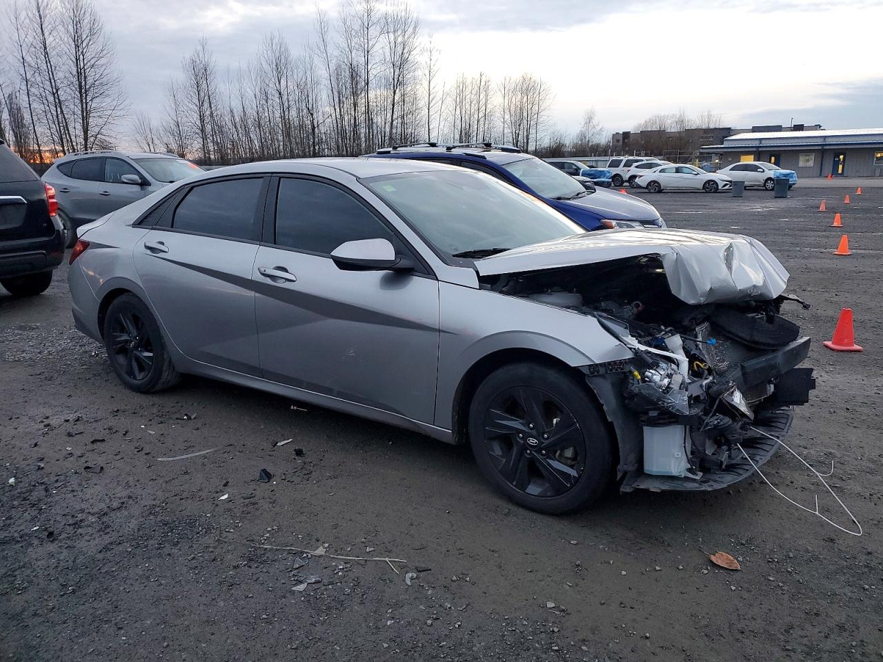 2021 HYUNDAI ELANTRA SEL photo 4