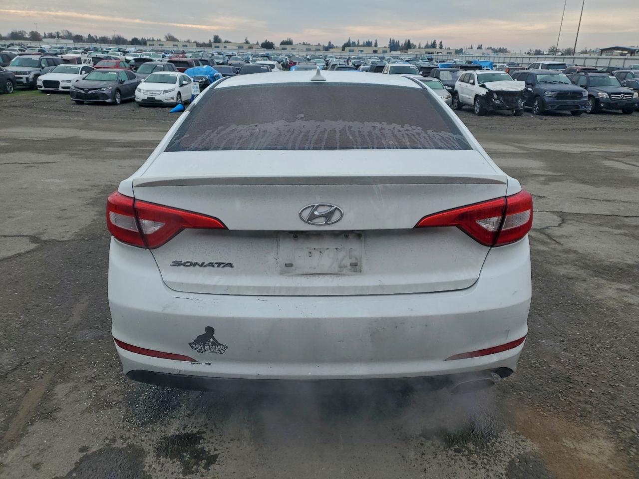 2017 HYUNDAI SONATA SE photo 6