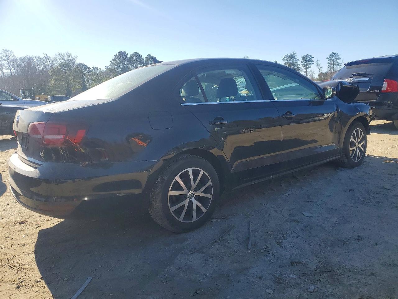 2017 VOLKSWAGEN JETTA SE photo 3