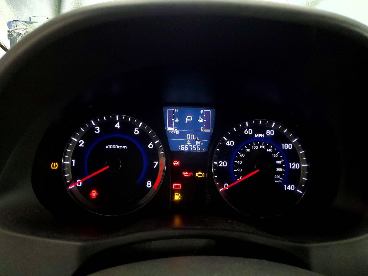 2017 HYUNDAI ACCENT SE photo 9