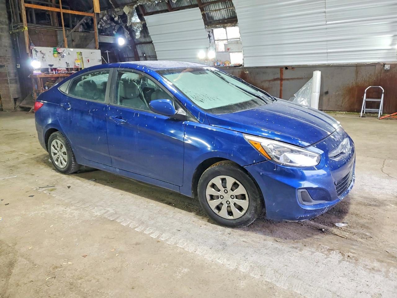 2017 HYUNDAI ACCENT SE photo 4