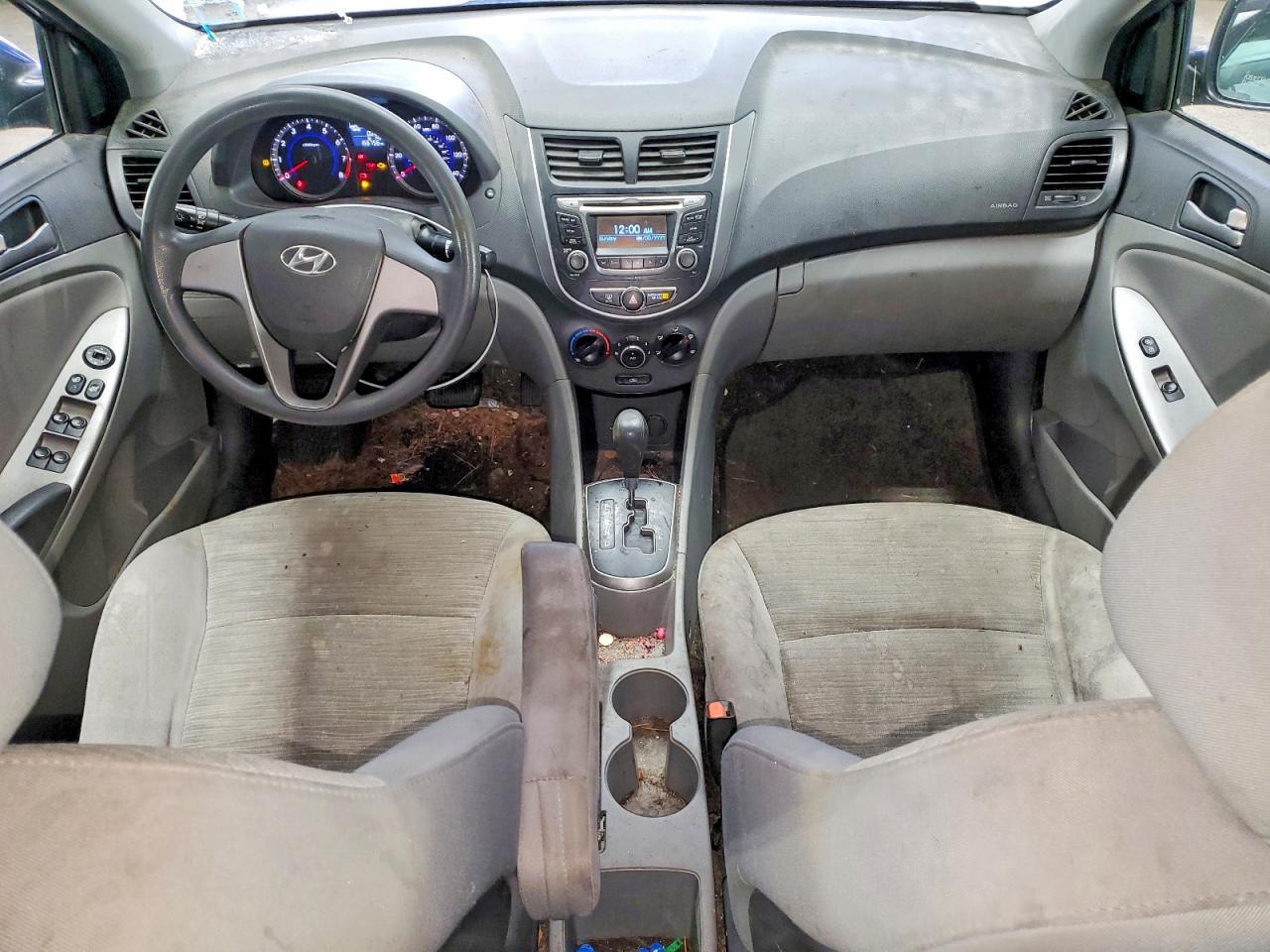 2017 HYUNDAI ACCENT SE photo 8