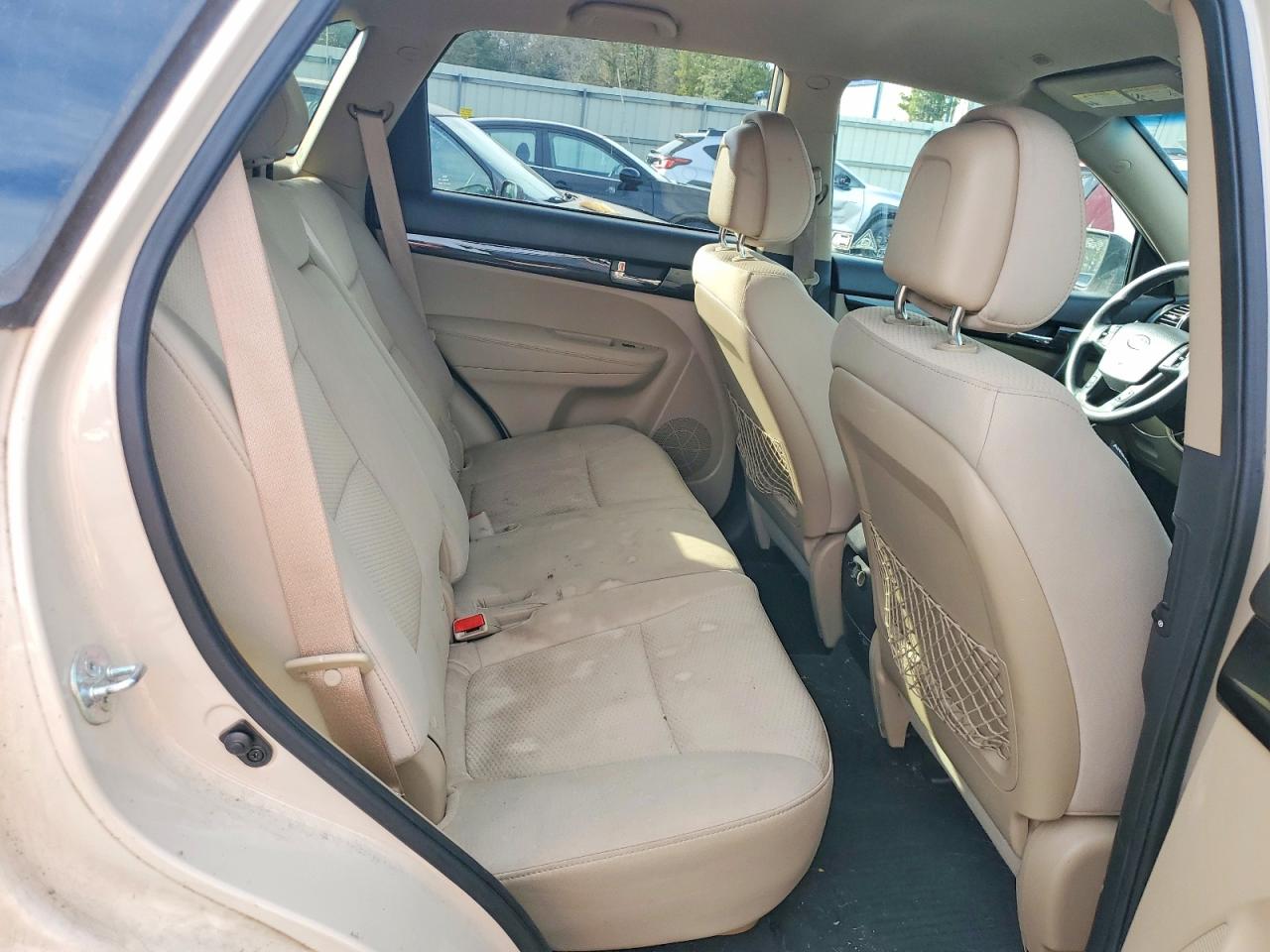 2011 KIA SORENTO BASE photo 31
