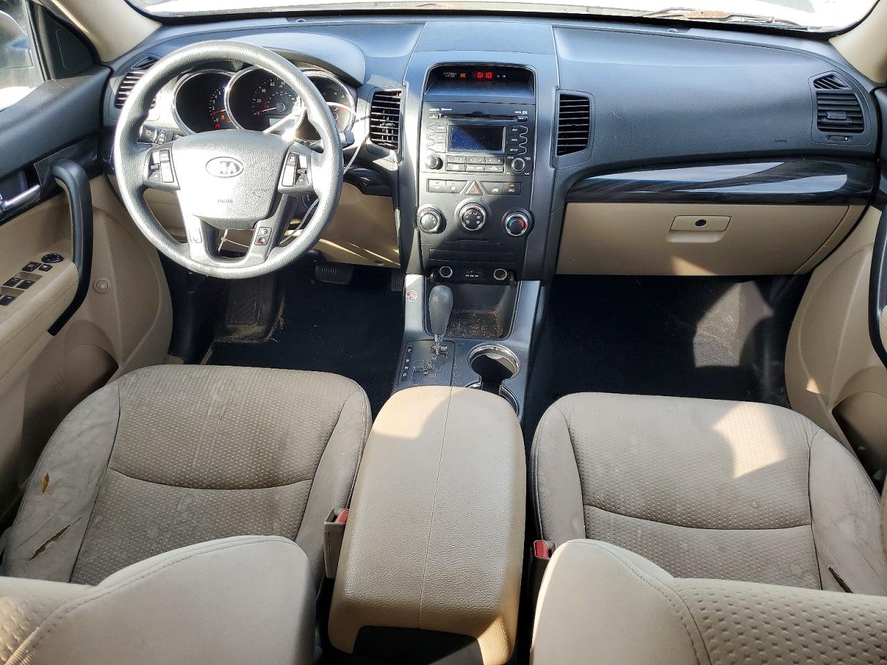 2011 KIA SORENTO BASE photo 22
